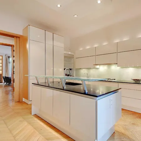 Exceptional 4bdr 10pax Tour Eiffel Appartement Paris