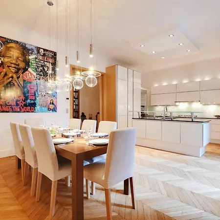 Exceptional 4bdr 10pax Tour Eiffel Paris