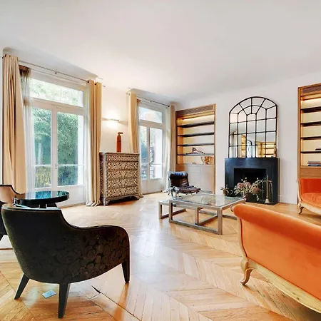 Exceptional 4bdr 10pax Tour Eiffel
